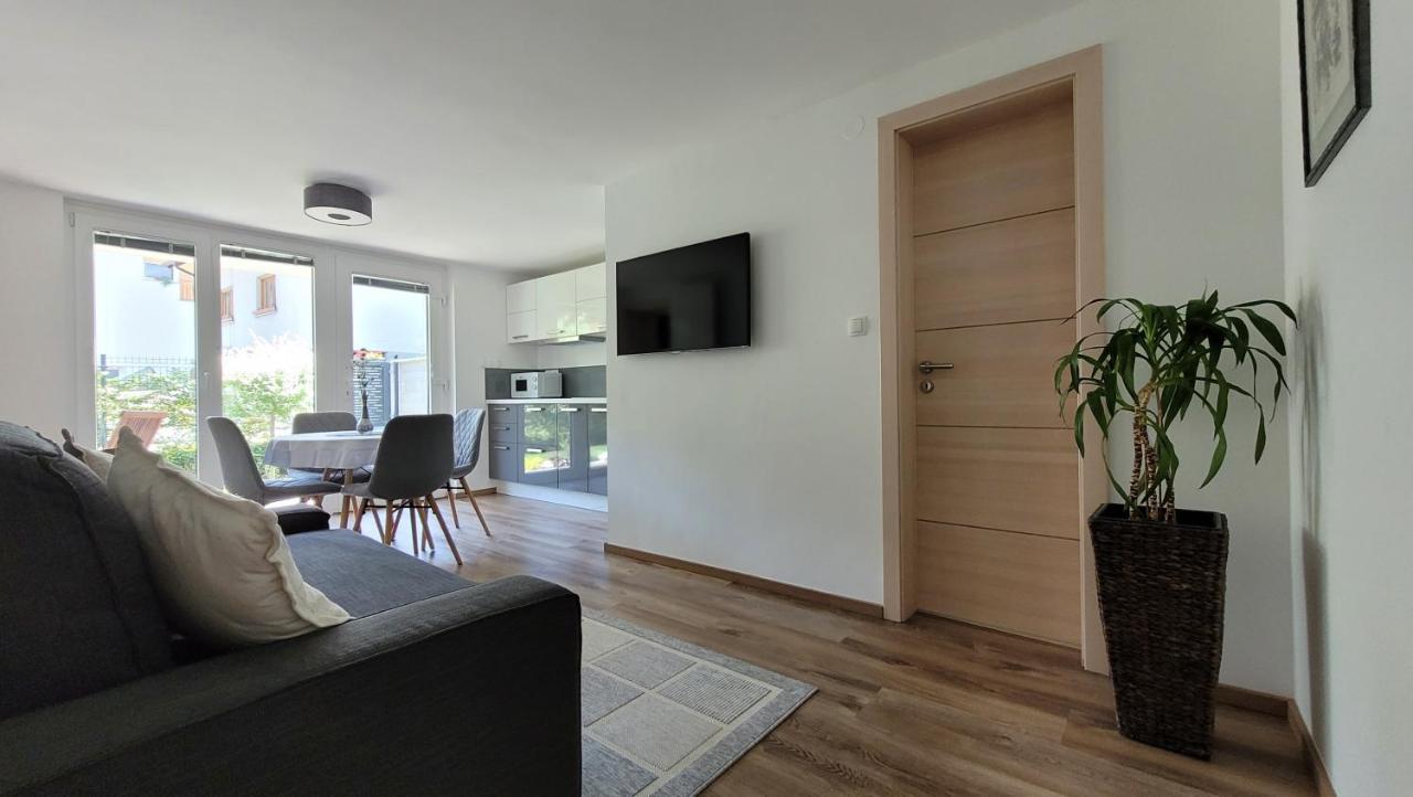 לוצ'ה Apartma Julija מראה חיצוני תמונה